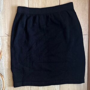 St. John Santiago Knit Elegant Black Mini Skirt